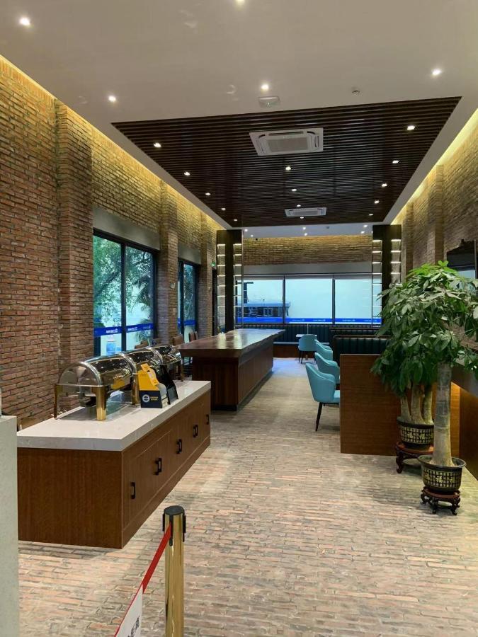 Guangzhou Fangyuan Hotel - - Free Shuttle Bus To Canton Fair Complex During 14Th Apr To 4Th May Eksteriør billede