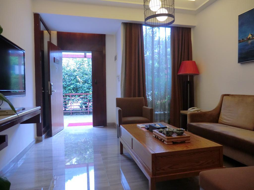 Guangzhou Fangyuan Hotel - - Free Shuttle Bus To Canton Fair Complex During 14Th Apr To 4Th May Eksteriør billede